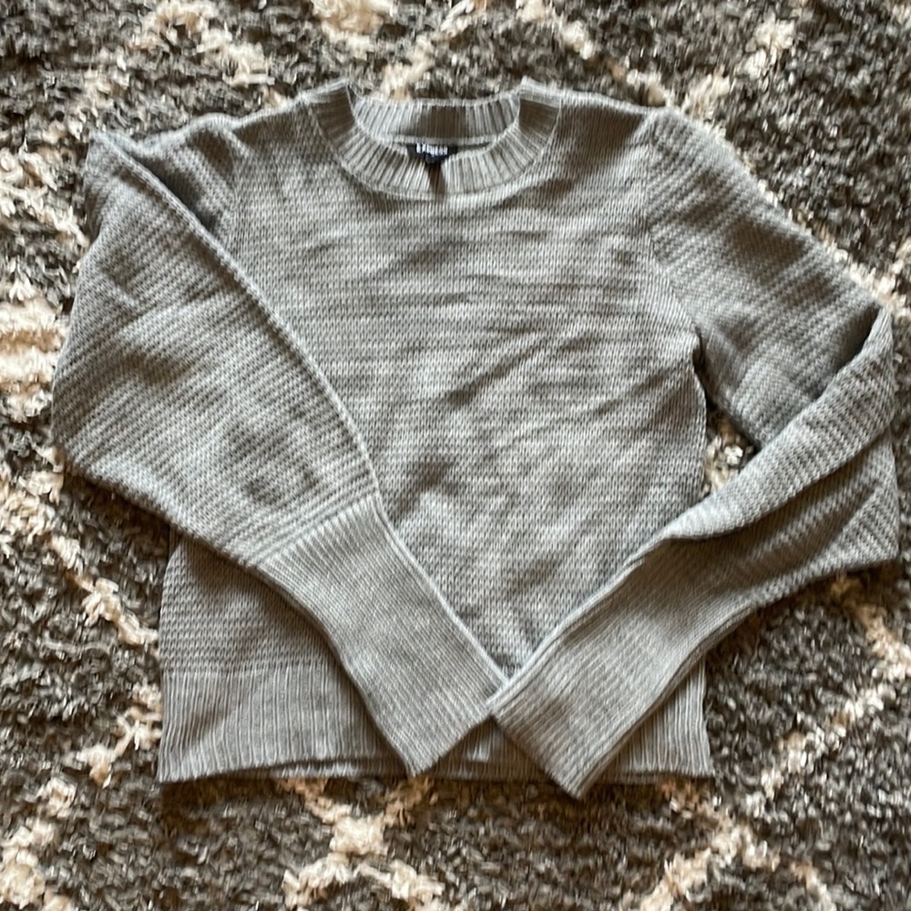 Never worn heather gray knitted express sweater